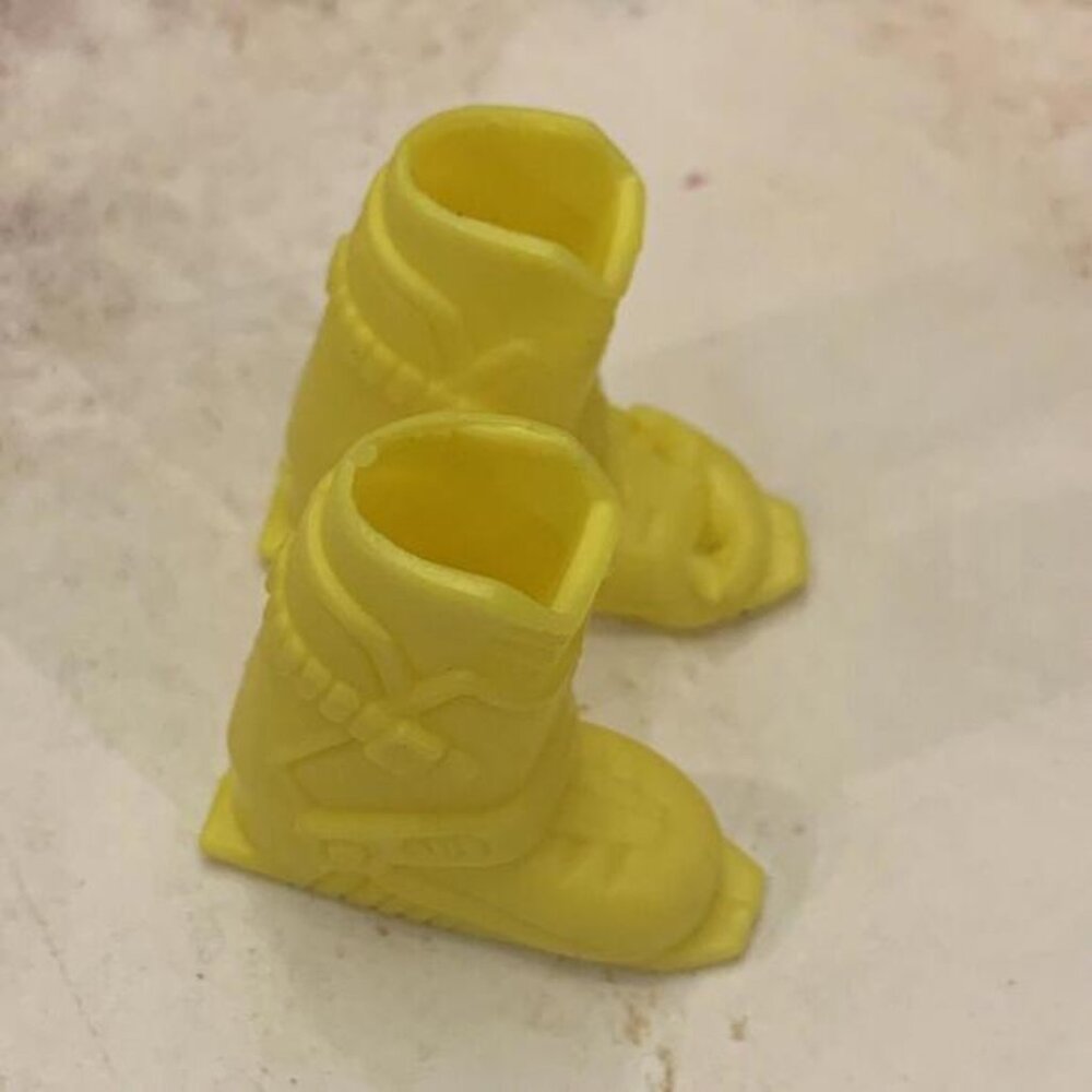 Barbie Doll Shoes Totally Sports Fashions Pack Yellow Snowboard Boots Defect